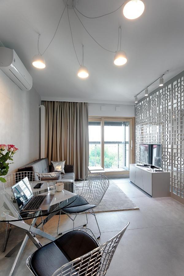 Mennica Residence Luxury Location Warschau Buitenkant foto