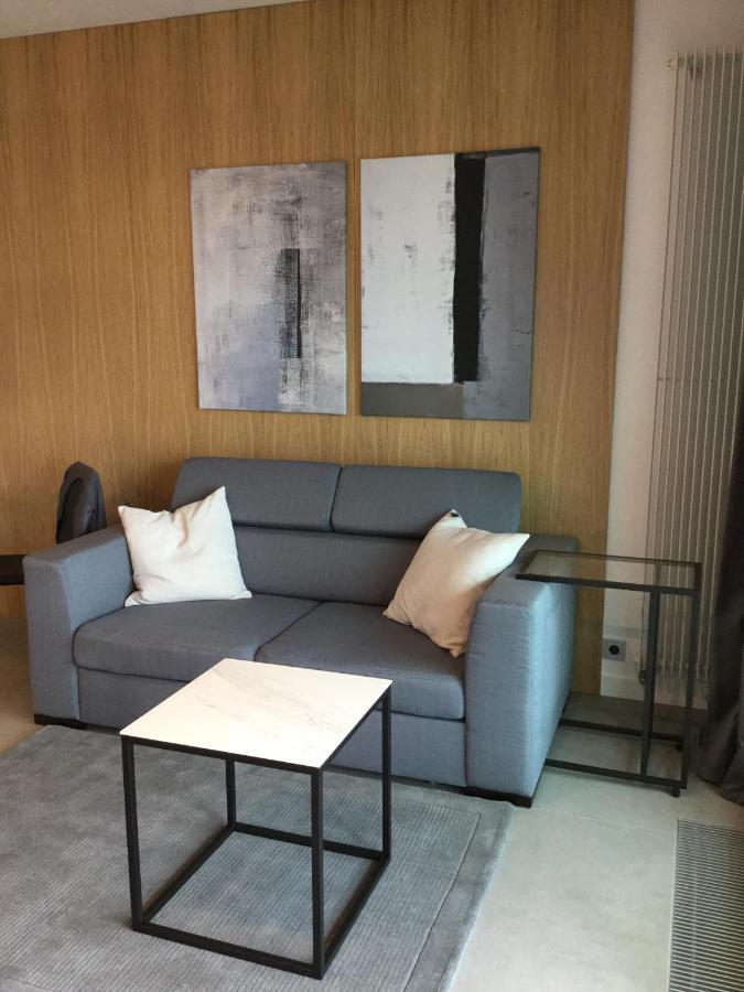 Mennica Residence Luxury Location Warschau Buitenkant foto